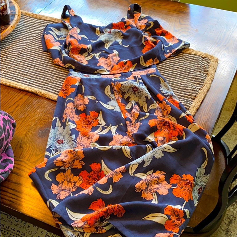 Floral jumpsuit!